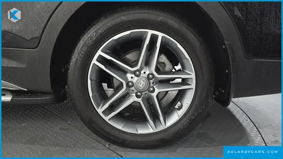 HYUNDAI MAXCRUISE GAS 3.3 4WD
