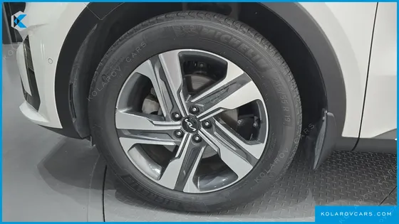 KIA SORENTO HEV 1.6 2WD