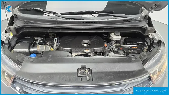 HYUNDAI STAREX WAGON 12-SEATER