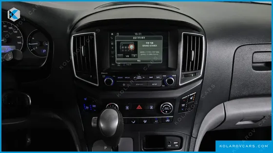 HYUNDAI STAREX WAGON 12-SEATER
