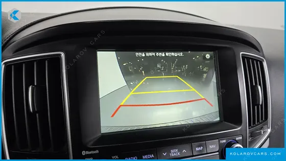 HYUNDAI STAREX WAGON 12-SEATER
