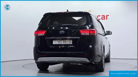 KIA CARNIVAL 9-SEATER LUXURY