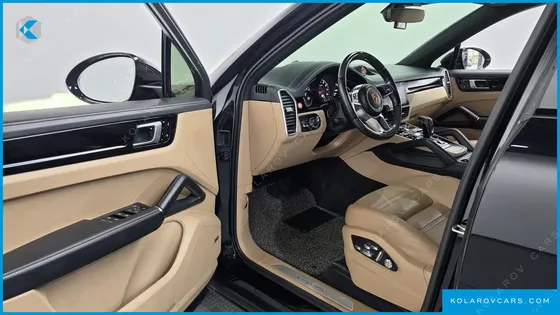 PORSCHE CAYENNE 3.0 COUPE