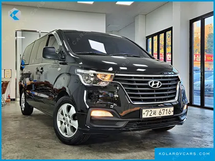HYUNDAI STAREX WAGON 12-SEATER
