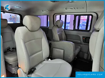 HYUNDAI STAREX WAGON 12-SEATER