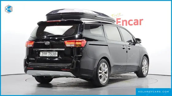 KIA CARNIVAL 9-SEATER NOBLESSE