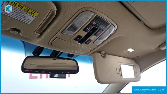 KIA CARNIVAL 9-SEATER NOBLESSE