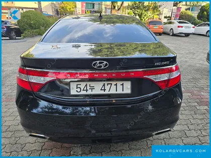 HYUNDAI GRANDEUR HG240 MODERN