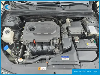 HYUNDAI GRANDEUR HG240 MODERN