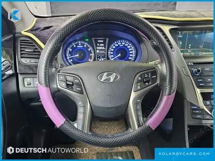 HYUNDAI GRANDEUR HG240 MODERN