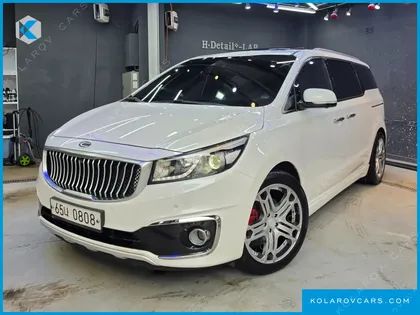 KIA CARNIVAL 9-SEATER NOBLESSE