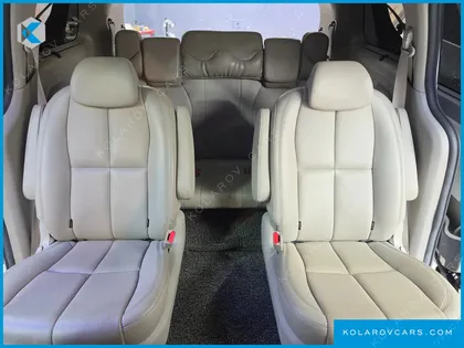 KIA CARNIVAL 9-SEATER NOBLESSE
