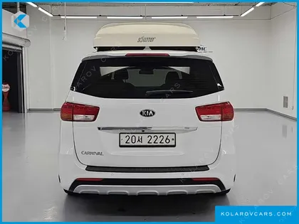 KIA CARNIVAL 9-SEATER NOBLESSE