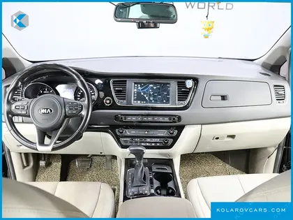 KIA CARNIVAL 7-SEATER LIMOUSINE
