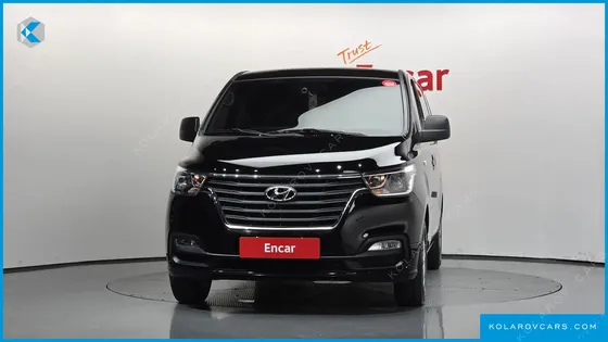 HYUNDAI STAREX VAN 3-SEATER