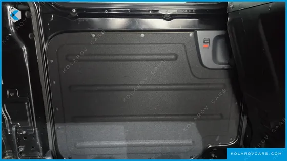 HYUNDAI STAREX VAN 3-SEATER