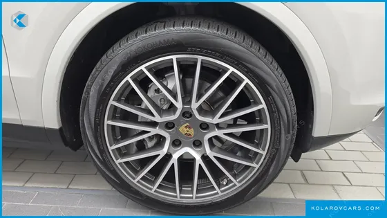 PORSCHE CAYENNE 3.0 COUPE