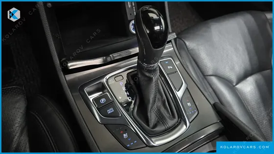 HYUNDAI GRANDEUR HG240 MODERN COLLECTION
