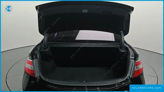 HYUNDAI GRANDEUR HG240 MODERN COLLECTION