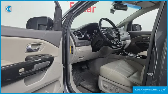 KIA CARNIVAL 11-SEATER PRESTIGE
