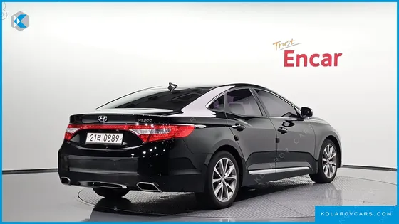 HYUNDAI GRANDEUR HG300 PREMIUM COLLECTION