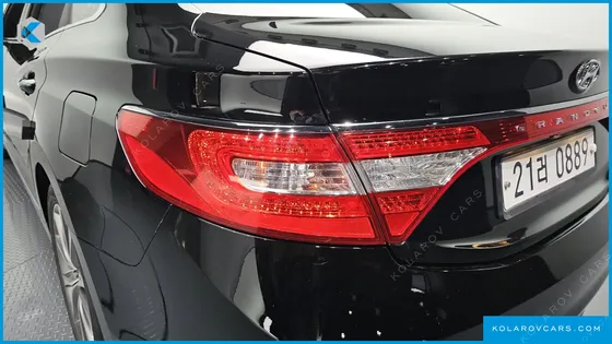 HYUNDAI GRANDEUR HG300 PREMIUM COLLECTION
