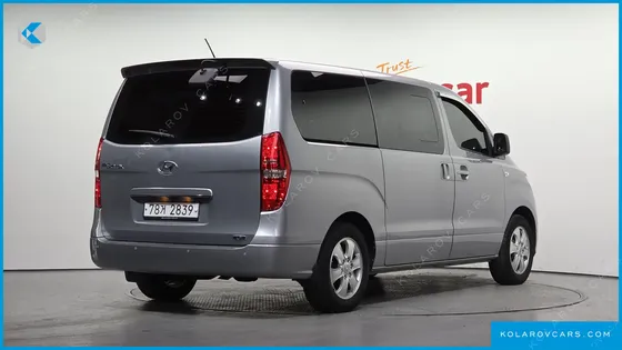 HYUNDAI STAREX 12-SEATER LPI