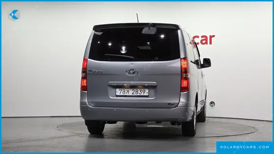 HYUNDAI STAREX 12-SEATER LPI