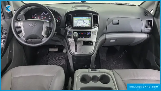 HYUNDAI STAREX 12-SEATER LPI