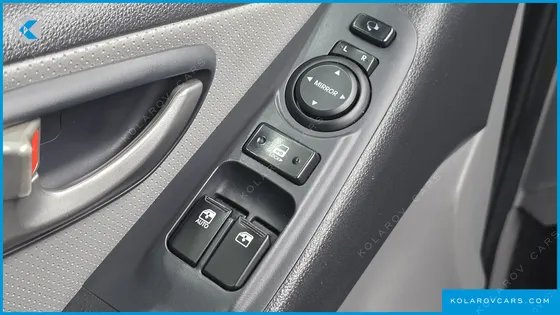 HYUNDAI STAREX 12-SEATER LPI
