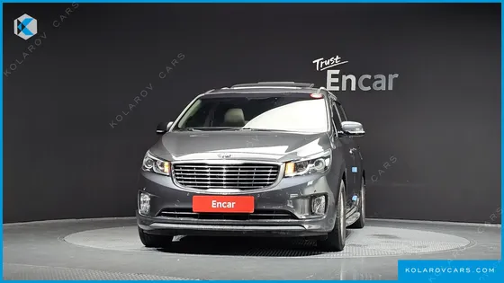 KIA CARNIVAL 11-SEATER LUXURY