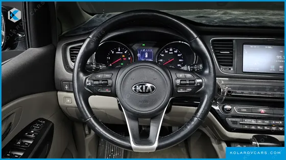 KIA CARNIVAL 11-SEATER LUXURY