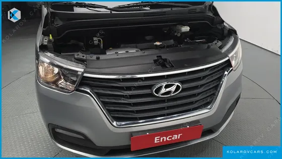 HYUNDAI STAREX VAN 3-SEATER