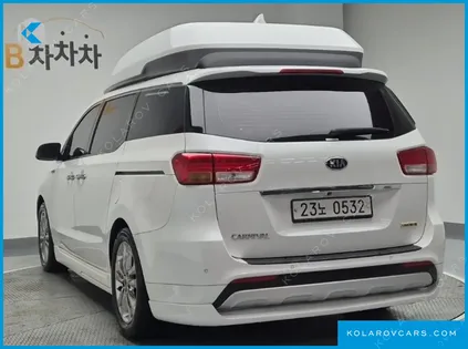 KIA CARNIVAL 9-SEATER HI-LIMOUSINE