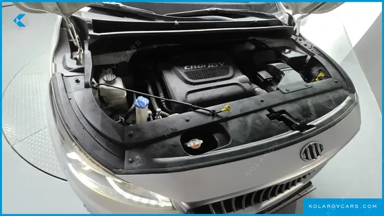 KIA CARNIVAL 9-SEATER HI-LIMOUSINE