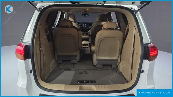 KIA CARNIVAL 9-SEATER HI-LIMOUSINE