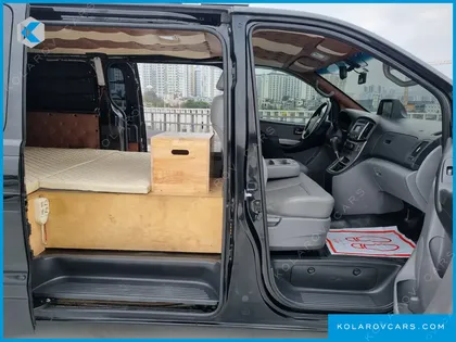 HYUNDAI STAREX CAMPING CAR
