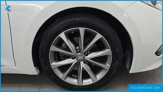 HYUNDAI GRANDEUR HG300 EXCLUSIVE