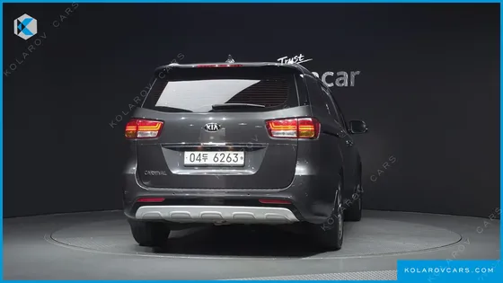 KIA CARNIVAL 9-SEATER PRESTIGE