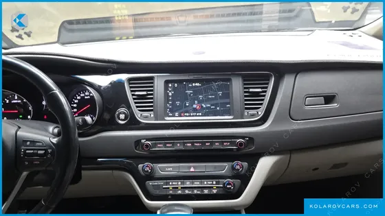 KIA CARNIVAL 9-SEATER PRESTIGE