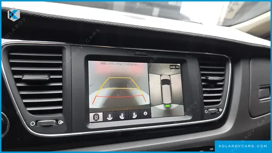 KIA CARNIVAL 9-SEATER PRESTIGE