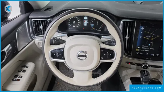 VOLVO V60 T5 PRO AWD