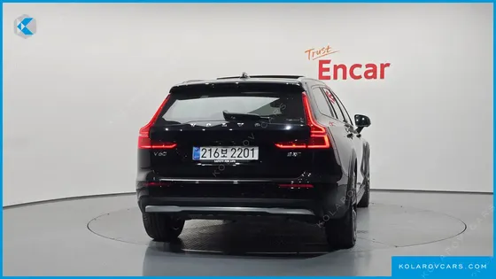 VOLVO V60 B5 ULTRA AWD