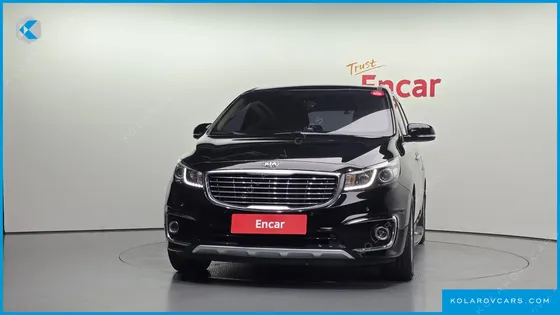 KIA CARNIVAL 9-SEATER NOBLESSE