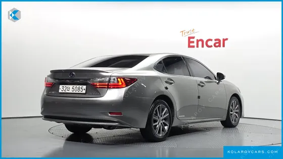 LEXUS ES SUPREME