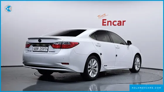 LEXUS ES SUPREME