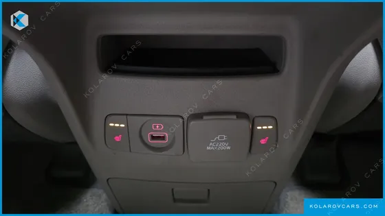 KIA CARNIVAL 9-SEATER NOBLESSE
