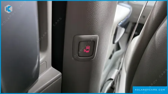 KIA CARNIVAL 9-SEATER NOBLESSE