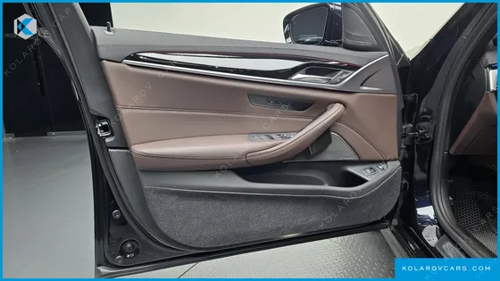 BMW 5 SERIES 530E M SPORT