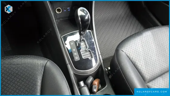 HYUNDAI ACCENT DIESEL WIT 1.6 VGT PREMIUM